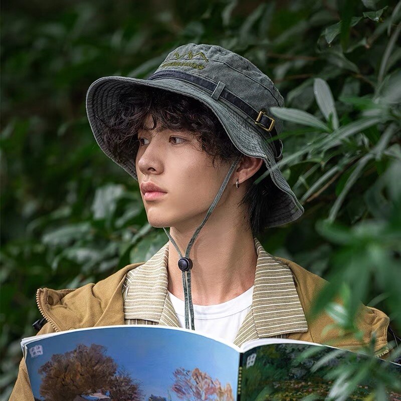 Summer Retro Mountaineering Bucket Hat